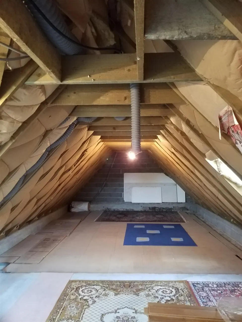 Combles et salle d'eau à Plomodiern (2021), avant travaux