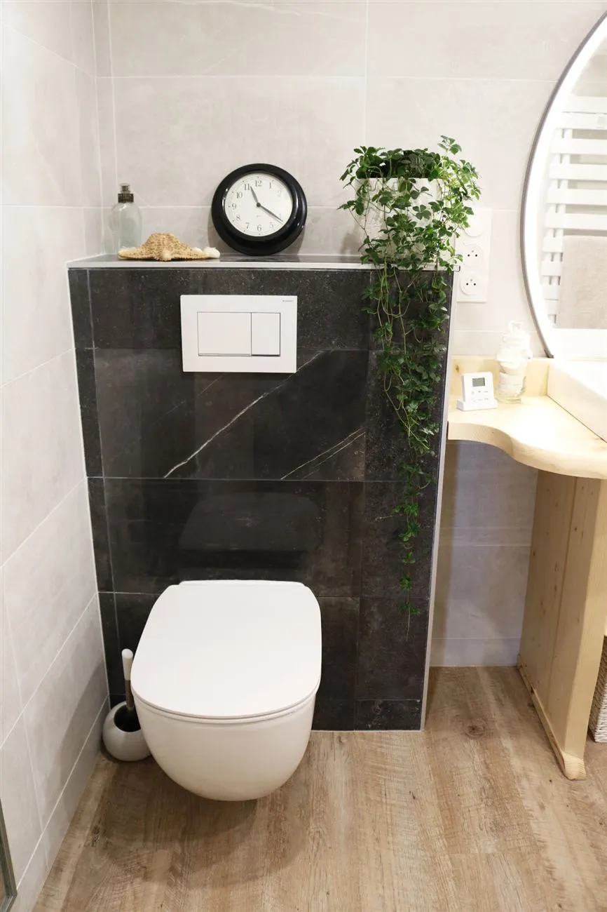 Salle de bain à Plomodiern (2022), après travaux