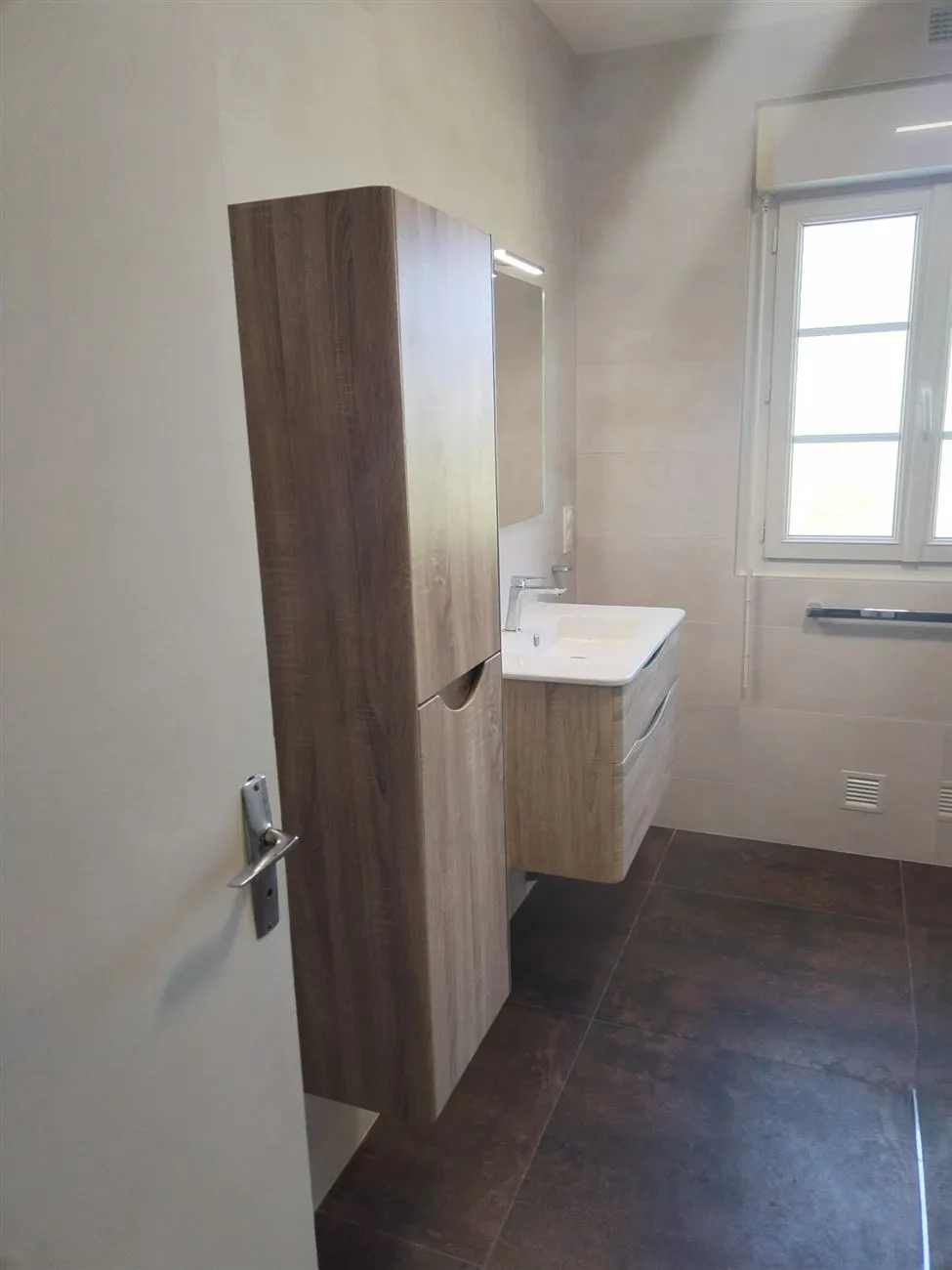 Salle d'eau à Plomodiern (2024), après travaux