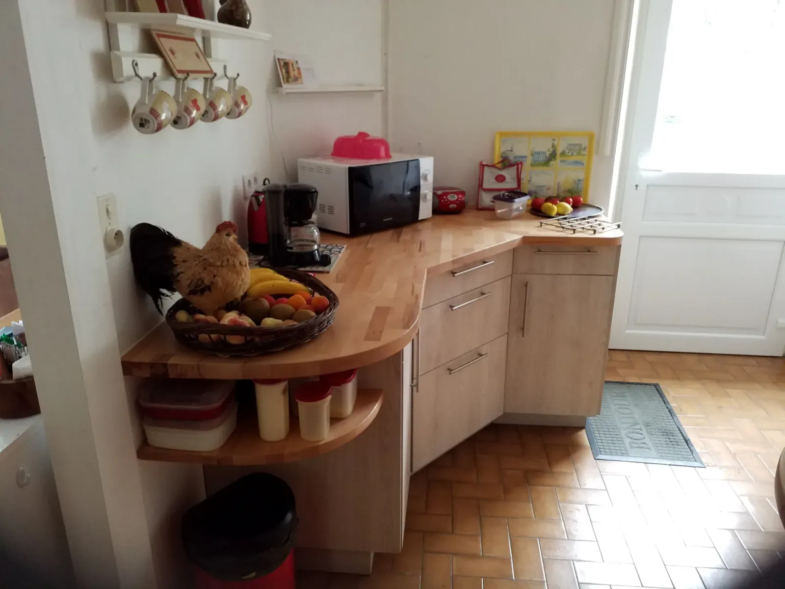 Une cuisine à angles ! à Chateaulin (2021), après travaux