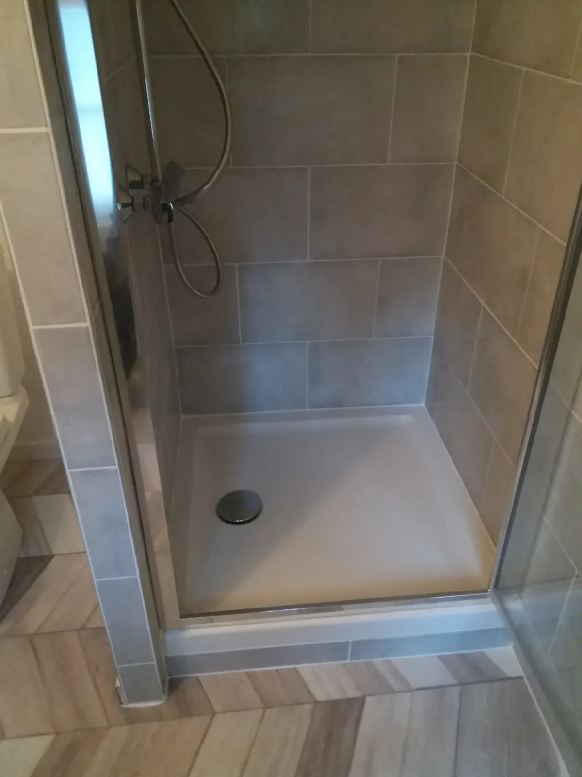 Salle d'eau. à Quimper (2019), après travaux